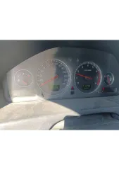 VOLVO V70 2006, автомобиль марки VOLVO модель V 70 2006 г.в., VIN номер YV1SW614972621776. Ознакомление с имуществом осуществляется по рабочим дням в период представления заявок на участие в торгах по предварительному согласованию. Предварительная запись по телефону: 7(950)317-76-48 - Миннегулов…