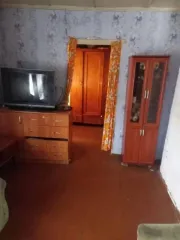 1/6 доля квартиры, 39,4 кв.м, Костромская область, помещение жилое, этаж 01, общая площадь 39,4 кв. м, адрес: Костромская область, р-н Поназыревский, пгт Поназырево, ул. Мира, д. 31, кв. 2, кадастровый номер 44:18:100306:104, общая долевая собственность. Состояние: помещение жилое, но никто не…