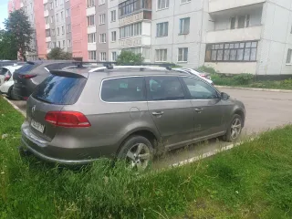 Volkswagen Passat 2011 года, VIN WVWZZZ3CZBE349697. Цвет серо-коричневый, ПТС 23УЕ063086, госномер К162АЕ53. Произведен в Германии. Двигатель бензиновый, модель CDG, номер 020712, мощность 150 л.с. (110.33 кВт), объем 1390 куб.см. Кузов WVWZZZ3CZBE349697, экологический класс 5. Максимальная масса…