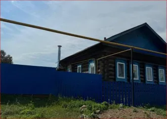 1/4 доля дома 56,5 кв.м и 1/4 доля участка 2488 кв.м, Башкортостан, Краснокамский р-н, с. Саклово, ул. Зеленая, д. 19. 1/4 доля в праве на жилое здание, площадь: 56,5 кв.м., кадастровый номер: 02:33:100401:598 и 1/4 доля в праве на земельный участок, площадь: 2 488 кв.м., кадастровый номер…