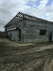 Здание 674,5 кв.м и земельный участок 79136 кв.м, ХМАО-Югра. Земельный участок; назначение (разрешенное использование): для организации фермерского хозяйства; категория земель: Земли сельскохозяйственного назначения; кадастровый (или условный) номер: 86:08:0020301:1174, площадь 79136 +/- 2461…