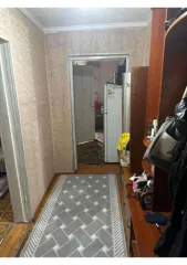 Доля в квартире 37.7 кв.м, Республика Саха 1/8 доля в квартире, площадь 37.7 кв.м., назначение: жилое, адрес: Россия, Республика Саха, Алданский улус, г. Алдан, ул. Бертина, д. 80, кв. 8, кадастровый номер: 14:02:010725:111. Согласно сведениям из ЕГРН, жилое помещение расположено в многоквартирном…