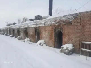 Нежилые сооружения: склад, площадью 151 кв.м, кадастровый №24:51:0101003:6024, цех, площадью 448 кв.м, кадастровый №24:51:0101003:6020, земельный участок, площадью 6980+/-12 кв.м, кадастровый №24:51:0101003:808, по  адресу: Красноярский край, г. Канск, Северо-Западный промрайон, №17 «В». Начальная…