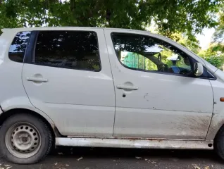 Daihatsu YRV, 2000 года выпуска, ГРЗ М477ЕС174, цвет белый, идентификационный номер JDAM201G000502029, мощность 90 (66.200) л.с. (кВт), рабочий объем 1298 см.куб, совместно нажитое имущество супругов. Автомобиль находится по адресу: г Каменск-Уральский ул Гвардейская, д 31. Запись на осмотр: Андрей…