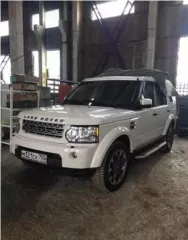 Автомобиль Land Rover Discovery 4, 2009 года выпуска гос. номер М321СК 750, VIN SALLAAA14AA518419