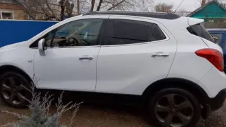 Opel Mokka, 2013, 140 лс, 176218 км, АКПП. Легковой автомобиль. Марка, модель ТС: Opel Mokka, VIN: XUUJD7E51E0000149, 2013 г.в., Модель, № двигателя: F18D4 132180518, г/н Р908ХВ126. Автомобиль находится в залоге в ПАО "БыстроБанк".