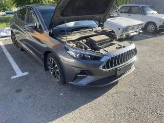 JAC J7, 2023 года, 136 лс, 130000 км, АКПП еще Легковой автомобиль JAC J7, год выпуска   2023, цвет   серый, VIN   MX1J7AGGXPK054230, рег. номер В079СО122. Имущество находится в залоге у ПАО  Банк Уралсиб . Пробег уточнять при осмотре.