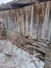 1/4 доли в жилом здании, 55 кв.м, Челябинская обл 1/4 доля в праве на жилое здание, площадь: 55 кв.м, адрес (местонахождение): 45681, Челябинская обл, г Верхний Уфалей, п Нижний Уфалей, ул Луначарского, д. 53, кадастровый номер: 74:27:0301035:46