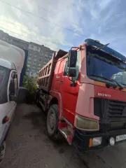 HOWO ZZ3327M3647W, 2007 грузовой самосвал, цвет красный, гос. номер Х791СА52, коробка передач механика, колесная формула 6х4.
