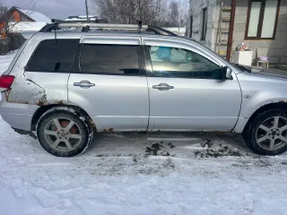 Mitsubishi AirTrek 2001 Транспортное средство: Mitsubishi AirTrek, 2001 г.в., кузов: CU 4 W - 0003667 На имущество наложены ограничения в виде запрета на регистрационные действия. Недостатки: Автомобиль после ДТП; Обильная коррозия по всему кузову; Кузовные элементы требуют замены. Ознакомление с…