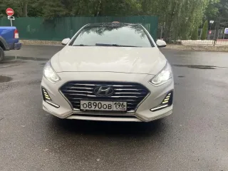 Hyundai Sonata 2018 Легковой автомобиль марки: HYUNDAI, модели: Sonata, год выпуска: 2018, идентификационный номер (VIN): XWEE341FBK000110 Ознакомление с имуществом производится с момента публикации сообщения о продаже имущества и до окончания приема заявок по предварительной записи по телефону…