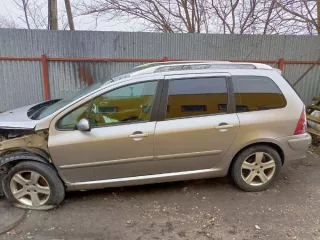 Peugeot 307 SW, 2005 года выпуска, VIN: VF33HNFUE83846936.