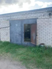 Гараж 21.2 кв.м Псковская область, Псков, проезд Гаражный, дом 5А, Гаражный кооператив "Энергетик" №53, бокс 18. Назначение: Нежилое, количество этажей: 1. Кадастровый номер: 60:27:0070103:1298. Находится в совместной собственности.