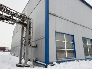 Объект незавершенного строительства (цех металлоконструкций) 2650,6 кв.м и земельный участок 4382 кв.м, Новокузнецк, Кемеровская область. Объект незавершенного строительства (нежилое здание цеха металлоконструкций) площадью 2 650,6 кв.м, готовность 66%, кадастровый номер 42:30:0409049:173…