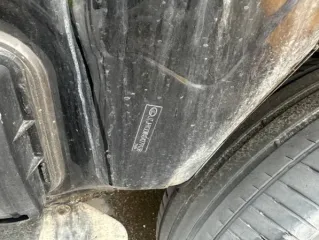 Lexus LX 570 VIN: JTJHY00WX04279138
