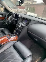 Infiniti FX30D 2012 г.в., легковой универсал, цвет серый, мощность двиг. Квт/л.с. 175/238, VIN JN1TDNS51U0481049, рег. знак Н377АЕ750. Автомобиль в залоге. На хранении у АУ, снят с рег.учета. Номерные знаки Н377АЕ750 и СТС у должника, по его словам передаст новому собственнику добровольно. В случае…