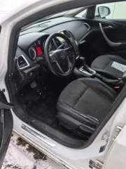 Opel Astra J, VIN: XUFPE6DD2D3026921, категория B, 2013 г.в., модель двигателя A16XER 20ST8361, кузов: XUFPE6DD2D3026921, цвет белый, мощность 116 л.с. (85 кВт), объем 1596 см³, максимальная масса 1940 кг, масса без нагрузки 1443 кг.