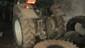 Трактор тип 3, код 62, серия РТ №7999, марка Беларус-1025, 2008 г.в., зав. №10304741; Пожарная машина 5662АВ АЦ 6.0.-100 (4320) VIN X895662AB60AJ2027 ГРЗ Х622ОН62, 2006 г.в.; Погрузчик ПКУ 0,8 с захватом; Вилы на Manitou; Токарный станок; Таль электрическая; Сверлильный станок; Шнек погрузочный…