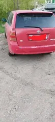 Toyota Corolla 2003 года, 109 лс, 250000 км, АКПП. Тойота Королла Филдер, 2003 года выпуска, кузов NZE1210252080Ю № двигателя № А909768. Техническое состояние: на ходу, имеются многочисленные следы повреждения ЛКП.