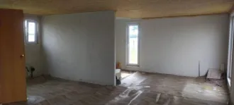 Земельный участок 1759 кв.м и жилой дом 53.1 кв.м во Владимирской области, Александровский район, МО Каринское с/п, ДПК "Зеленцино", участок № 38. Кадастровый номер участка: 33:01:001439:125, уточненная погрешность 29.0. Кадастровый номер дома: 33:01:001439:419.