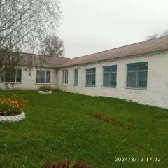 Встроенное нежилое помещение  площадью 402,9 кв.м. с кадастровым номером 42:15:0105003:519, в отдельно стоящее здание с кадастровым номером 42:15:0105003:192,   расположенное на земельном участке с кадастровым номером 42:15:0105003:183 Год постройки 1968, этажность – 1, фундамент –…