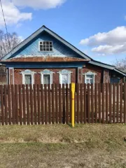 Дом 43 кв.м. и земельный участок 601 кв.м. в Ивановской обл. Здание, назначение: жилое, количество этажей 1, общая площадь 43 кв. м., адрес (местоположение) объекта: Ивановская область, р-н. Юрьевецкий,г. Юрьевец, ул. Нахимова, д. 8. Кадастровый номер 37:22:010309:163 Земельный участок, категория…