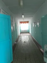 Здание ФАП 206.2 кв. м, Курганская область, Белозерский муниципальный округ, с. Памятное, ул. Заводская, д. 2. Назначение: нежилое, кадастровый номер: 45:02:021001:654, площадь: 206,2 кв. м, количество этажей 1, в том числе подземных 0. Одновременно с земельным участком площадью 608 кв. м…