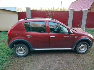 Renault Sandero Stepway 2013 года, 84 л.с., пробег 143 296 км, VIN X7LBSRB1KDH648515.