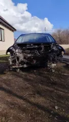 Ford Focus 2007 года, 80 л.с., автомобиль легковой, марка, модель: Ford Focus, идентификационный номер VIN: X9F4XXEED47Y00100, год выпуска 2007. Автомобиль в разобранном виде. Двигатель (двигатель имеет дефекты по электронике, ЭБУ), коробка, фонари, фары - сняты (Входят в состав имущества)