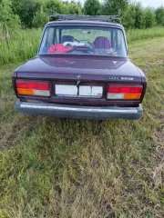 ВАЗ 21074 2006 года выпуска, цвет темно-вишневый. VIN: XTA21074062435737. Мощность двигателя 74.1 л.с. (54.5 кВт). Пробег уточнять при осмотре.