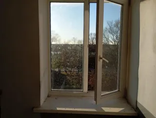 Земельный участок, кадастровый номер: 60:27:0030527:19, площадь: 3032 кв.м; адрес: Псковская область, г. Псков, ул. Советской Армии, д. 60 и Здание, кадастровый номер: 60:27:0030527:36, площадь: 1818.6 кв.м; адрес: Псковская область, г Псков, ул. Советской Армии, д 60, Ознакомление с имуществом по…