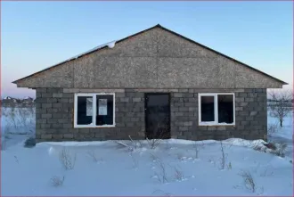 Объект незавершенного строительства 98,5 кв.м и земельный участок 700 кв.м Оренбургская обл Земельный участок, площадью 700 +/- 9 кв. м + объект незавершенного строительства (80% – степень готовности), площадью застройки 98,5 кв.м, расположенные по адресу: Российская Федерация, Оренбургская…