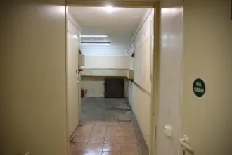 Нежилое помещение 67.8 кв.м в Санкт-Петербурге по адресу: Суворовский пр., д. 61, литера А, пом. 16-Н. Назначение: нежилое помещение, этаж: цокольный, кадастровый номер 78:31:0001120:2518. Право собственности подтверждается записью в ЕГРН от 06.04.2022 за № 78:31:0001120:2518 -78/011/2022-1.