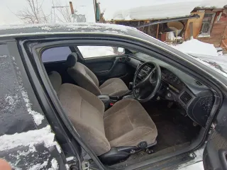 Toyota Corona 1993 года выпуска. Тип транспортного средства: Седан. Номер кузова: ST1904034243. Цвет кузова: Синий. Номер двигателя: 1146125. Рабочий объем: 1838.0 см³. Мощность: 92 кВт / 125 л.с. Идентификационный номер (VIN) отсутствует. Номер шасси (рамы) отсутствует.