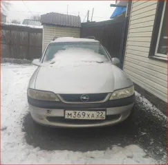 Opel Vectra 2001 года, 116 л.с., пробег 111111 км. VIN: W0L0JBF3511109365, госномер: М369ХА22.