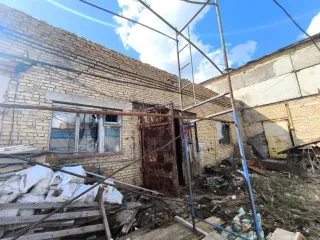 Помещения и земельный участок 3543 кв.м., Республика Коми. Земельный участок (к/н 11:20:0606003:686, адрес: Российская Федерация, Республика Коми, городской округ Ухта, г. Ухта, ул. 8 Марта), Нежилое помещение (к/н 11:20:0606004:298, адрес: Республика Коми, г.Ухта, ул.8-ое Марта, 20, объект № 6)…