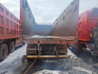 Автомобиль-самосвал Hongyan CQ3406HV39, VIN LZFF31T62MD038834, 2021 года выпуска, гос. рег. знак С437МН142. Отсутствуют ключи.