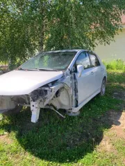 Nissan Tiida, 2012 года, 110 лс, 171477 км. Легковой автомобиль, марка: Ниссан, модель: Тиида, год изготовления: 2012 г.в., цвет: серебристый, VIN: 3N1BCAC11UK570816, ПТС: 78УТ195770, 16.11.2012, г/н: О270СТ72, модель двигателя: НR16, 293278C, тип двигателя: Бензиновй, мощность двигателя, л. с…