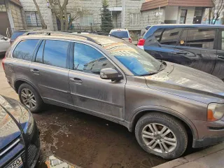 Volvo XC90, 2008 года выпуска. Двигатель D5244T, 2.4 литра, мощность 184.9 л.с. Пробег 239465 км. Коробка передач – автоматическая, полный привод. Категория ТС – B. Цвет кузова – светло-коричневый. VIN кузова и автомобиля: YV1CZ713691505958. Максимальная разрешенная масса 2720 кг, снаряженная масса…
