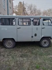 Продажа УАЗ-220695-04 2011 года выпуска. VIN: XTT220695C0439901, двигатель 409100 В3047454, шасси 220695В0461193, кузов 220600В0212512, цвет белая ночь. Госномер К452НС 75, зарегистрирован 24.09.2015. Характеристики: мощность 112 л.с. (82,5 кВт), экологический класс 4, механическая коробка передач…
