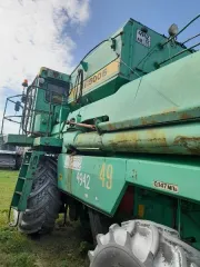 Зерноуборочный комбайн РСМ-10Б «ДОН-1500Б» с платформой-подборщиком и жаткой. Идентификационный номер 4942 РНФИ П23560010844. Год выпуска 2001. Заводской номер 080789. Тип двигателя: двигатель внутреннего сгорания, количество 1. Модель, номер двигателя: ЯМЗ-238 АК, 119908. Государственный…