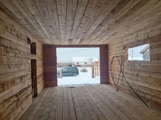 Земельный участок 1193 кв.м и дом 98.4 кв.м по адресу: Российская Федерация, Республика Тыва, Улуг Хемский район, с. Ийи Тал, ул. Малчын, 24/2. Кадастровые номера: земельный участок - 17:13:0301009:384, жилой дом - 17:13:0301009:394.