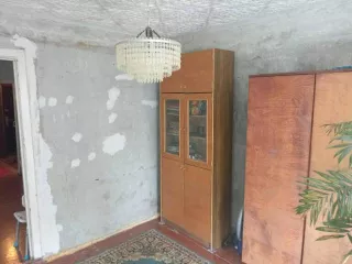 1/4 доля в праве собственности на квартиру, общей площадью 63,9 кв.м., расположенная по адресу: Рязанская область, г. Сасово, ул. Ново-Елатомская, д.45б, кв.6