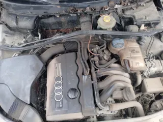 Audi A4 1998 Легковой автомобиль, марка: Ауди, модель: А4, год изготовления: 1998, VIN: WAUZZZ8DXA052536, ПТС: 36МТ612515, г/н: М640СЕ36, вид собственности: индивидуальная. Обращаю внимание, что двигатель не родной, нет кондиционера, частично разобрана. Обращаю внимание, что автомобиль находился в…