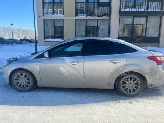Ford Focus 2013 года выпуска. VIN: X9FMXXEEBMDJ81506.