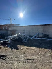 Нежилое здание красный уголок 101,5 кв. м Комсомольск-на-Амуре Хабаровский край Нежилое здание (красный уголок) площадью 101,5 кв. м, кадастровый номер 27:22:0030307:66, местонахождение: Хабаровский край, г. Комсомольск-на-Амуре, ул. Сахалинская д. 6. Задаток - 1117800 руб. Шаг - 44712 руб. (СОСП…