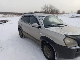 Hyundai Tucson 2008, автомобиль марки Hyundai модель Tucson 2008 г.в., VIN-номер KMHJN81VP9U042733, ознакомление по предварительному согласованию по e-mail: kaplenkov2@yandex.ru