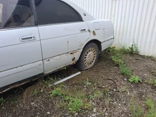 Toyota Crown 1993 Легковой автомобиль TOYOTA CROWN, 1993 г.в., г/н Х153НО27, шасси JZS143-0017106, двигатель 2JZ-0075444 Автомобиль в неисправном состоянии