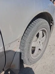 Nissan Cefiro 1997 года, 155 лс, 258148 км, АКПП. Транспортное средство, 1997 года выпуска, цвет белый (светло-серый). Заводится, на ходу. После аварии. Перед надо переваривать, и усиливать. Ест масло. Все пороги и арки переваривать, дно тоже гнилое, стойки, стаканы под замену. Коробка передач…
