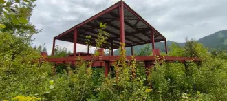 Объект незавершенного строительства площадью 568.2 кв. м, степень готовности 10%, расположенный по адресу: Российская Федерация, Красноярский край, г. Красноярск, Свердловский район, ул. Базайская, 52. Кадастровый номер объекта: 24:50:0700094:309. Вид разрешённого использования земельного участка…